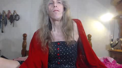 Snapshot of cdsextoy1 chatting on October 16, 10:27 am Jackie online show from October 16, 10:27 am