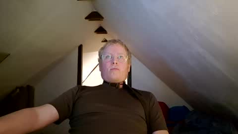 Snapshot of cebas chatting on January 9, 8:55 am cebas online show from January 9, 8:55 am