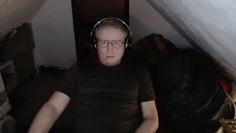 Snapshot of cebas chatting on February 26, 5:09 am cebas online show from February 26, 5:09 am