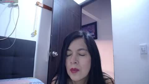 Snapshot of cecihotty4u chatting on July 3, 11:00 pm ceci online show from July 3, 11:00 pm
