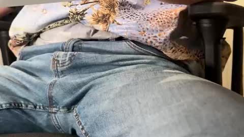 Ceci online show from October 27, 8:07 am