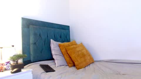 Cedrixx10 online show from February 21, 9:49 pm