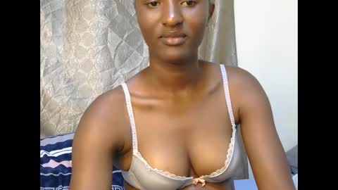 cee_queen online show from May 23, 8:57 pm