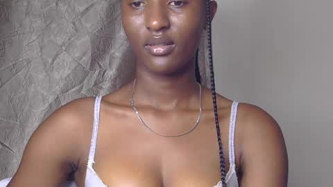 Snapshot of cee_queen chatting on June 26, 7:07 pm cee_queen online show from June 26, 7:07 pm