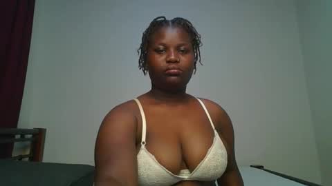 Snapshot of ceepretty25 chatting on January 10, 10:06 am ceepretty25 online show from January 10, 10:06 am