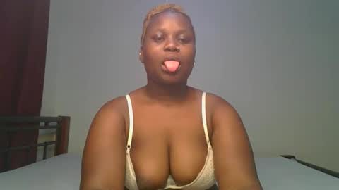 ceepretty25 online show from February 22, 11:53 am