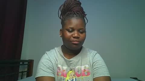 ceepretty25 online show from April 30, 12:17 am