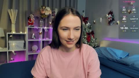 Josie Manesi online show from January 18, 7:15 pm