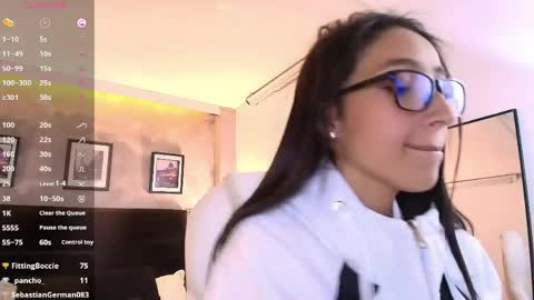 Snapshot of celeste_bm_ chatting on May 19, 1:56 am Celeste online show from May 19, 1:56 am