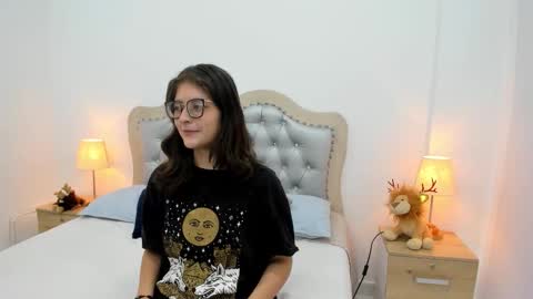 Snapshot of celeste_calderon chatting on December 18, 11:27 am Celeste Calderon online show from December 18, 11:27 am