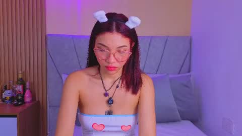 Snapshot of celeste_collinss_ chatting on June 14, 3:41 am celeste online show from June 14, 3:41 am