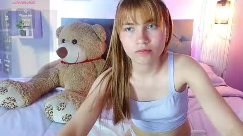 C E L E S T E  online show from May 16, 6:28 pm