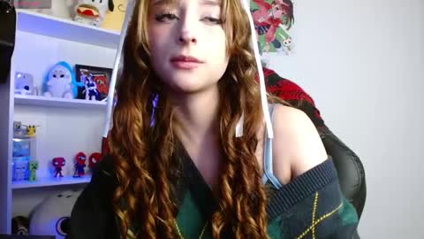 celesteayase online show from May 22, 1:02 am