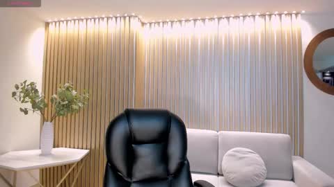 Celeste Moon online show from February 20, 2:41 am