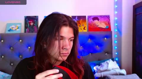 I am Valentinn online show from March 7, 2:56 pm