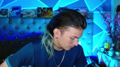 I am Valentinn online show from December 23, 2:53 am