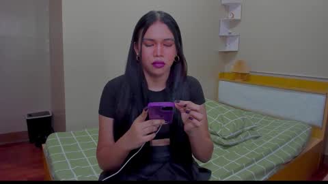 Snapshot of celestinaxisabella chatting on March 1, 1:07 am celestinaxisabella online show from March 1, 1:07 am