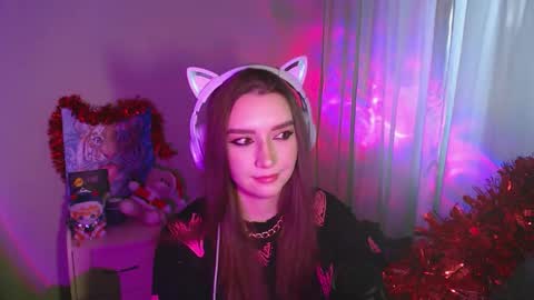 Snapshot of celia_sensual_ chatting on February 6, 10:07 am celia_sensual_ online show from February 6, 10:07 am