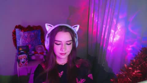 Snapshot of celia_sensual_ chatting on February 18, 3:41 pm celia_sensual_ online show from February 18, 3:41 pm