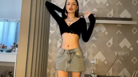 Snapshot of celinaimmel chatting on May 5, 7:16 am Eva online show from May 5, 7:16 am