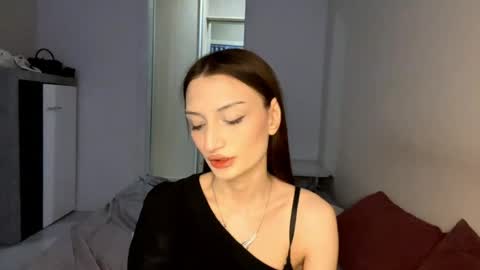 Snapshot of celinaimmel chatting on May 10, 8:19 am Eva online show from May 10, 8:19 am