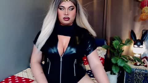 cellinekittcumerr online show from December 5, 7:21 pm