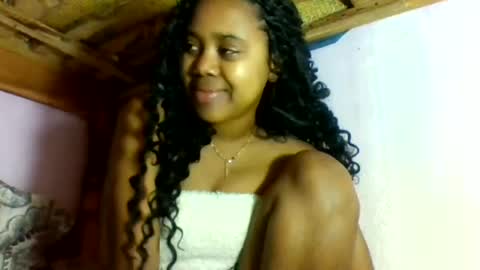 Snapshot of celna98 chatting on June 27, 7:57 am celna98 online show from June 27, 7:57 am