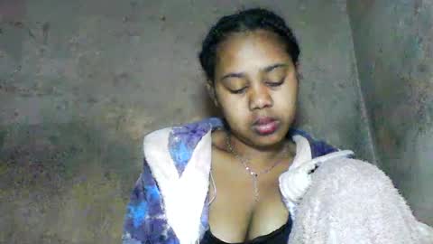 Snapshot of celna98 chatting on July 9, 10:58 pm celna98 online show from July 9, 10:58 pm