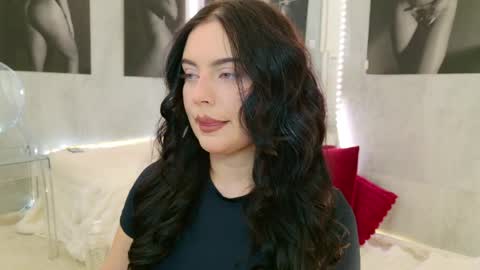 CELIA online show from April 17, 5:10 am