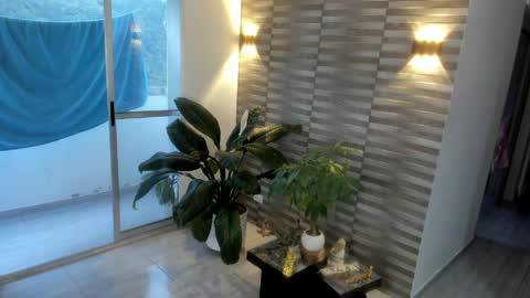 Snapshot of ceron_cb chatting on April 28, 10:37 pm ceron cb online show from April 28, 10:37 pm