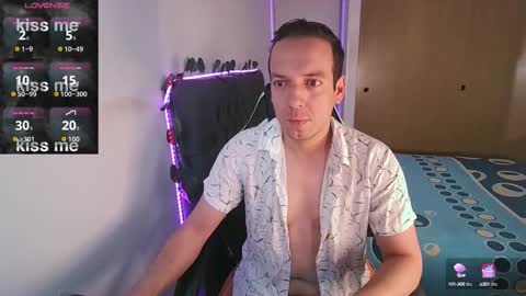Snapshot of cerso1 chatting on October 13, 11:32 am Cerso online show from October 13, 11:32 am