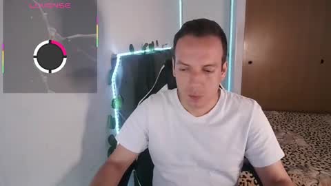 Snapshot of cerso1 chatting on July 4, 2:29 am Cerso online show from July 4, 2:29 am