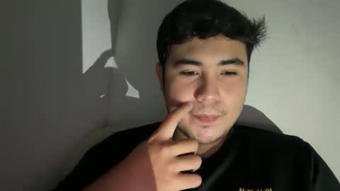 Snapshot of cesar_mask chatting on February 17, 11:50 am cesar_mask online show from February 17, 11:50 am