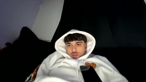 cezarthebreeder online show from April 12, 5:18 pm