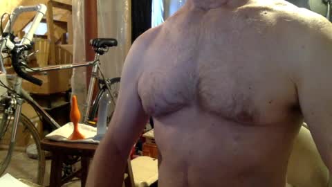 Snapshot of cfnmworkout1 chatting on March 7, 6:54 pm cfnmworkout1 online show from March 7, 6:54 pm