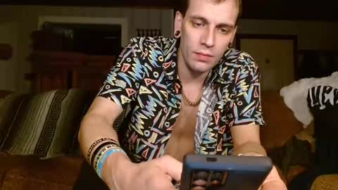 cguffey2284 online show from December 30, 7:15 am