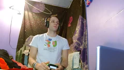 cguffey2284 online show from January 7, 6:48 am