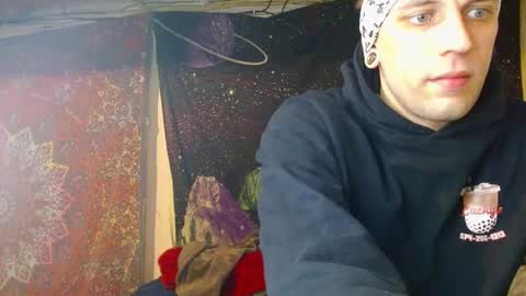 cguffey2284 online show from January 25, 11:43 pm