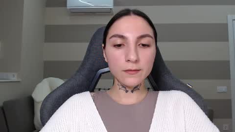 Kate online show from February 4, 3:04 pm