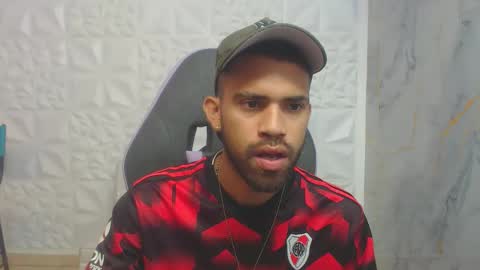 Snapshot of chacorta_ chatting on February 14, 1:08 pm chacorta_ online show from February 14, 1:08 pm