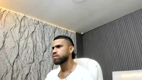 chacorta_ online show from March 8, 1:59 pm