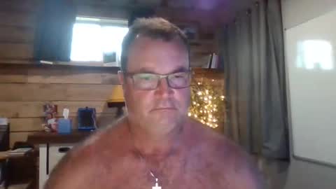 chadmichaell online show from May 18, 12:51 am