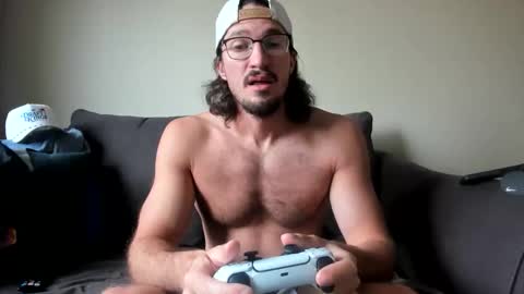 Lydong online show from March 31, 8:20 pm