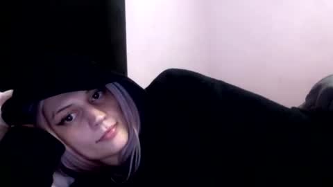 chaia online show from May 22, 3:06 pm
