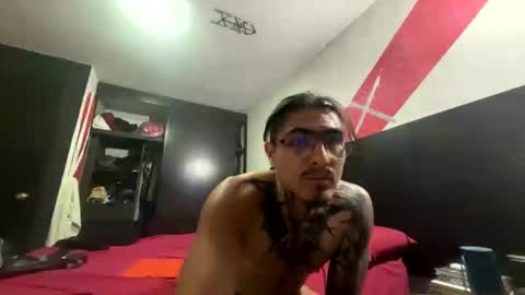 Snapshot of chaksman6669 chatting on November 30, 5:55 am chaksman6669 online show from November 30, 5:55 am