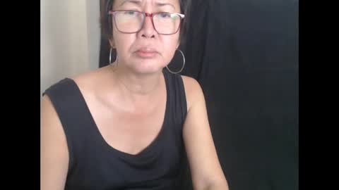 Snapshot of champaka123 chatting on February 8, 10:50 am champaka online show from February 8, 10:50 am