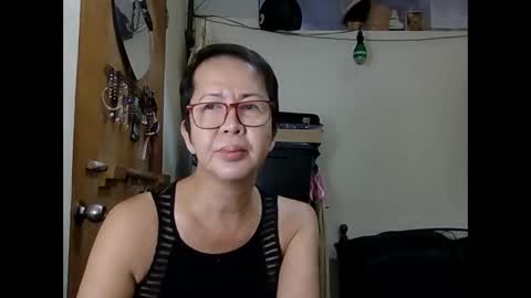 Snapshot of champaka123 chatting on September 28, 10:26 pm champaka online show from September 28, 10:26 pm