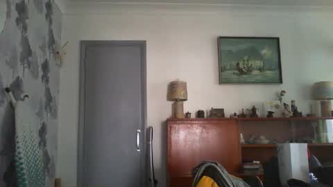 Champers online show from February 8, 11:02 am