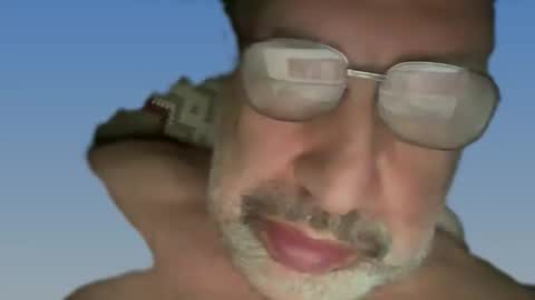 champsex305610 online show from October 13, 12:21 am