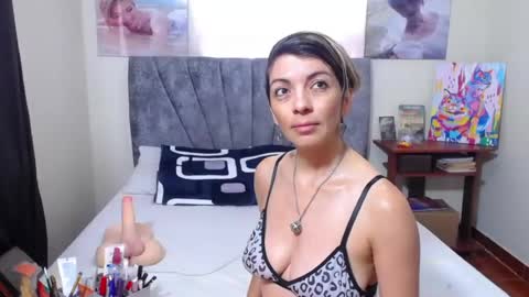 Snapshot of chanel_joliee chatting on July 5, 1:18 pm chanel online show from July 5, 1:18 pm